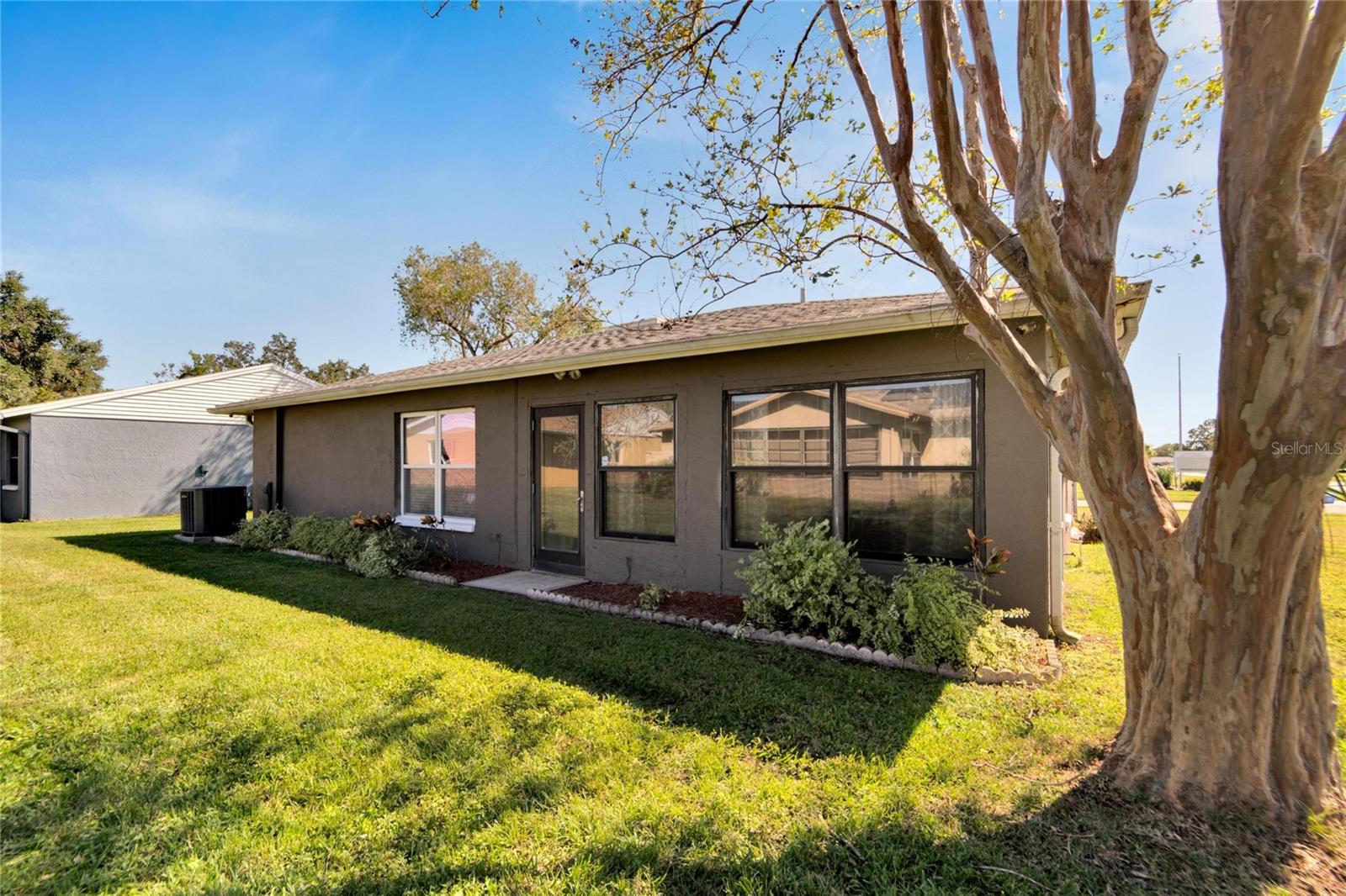 Image 29 of 35 For 4085 105th Avenue N
