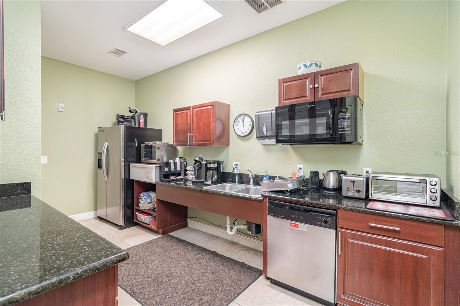 Image 22 of 29 For 1064 Tamiami Trail 1324