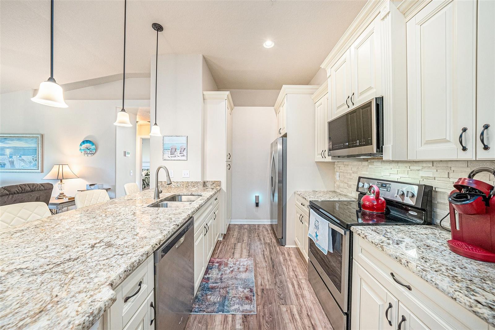 Image 14 of 29 For 5065 Royal Palms Way 303