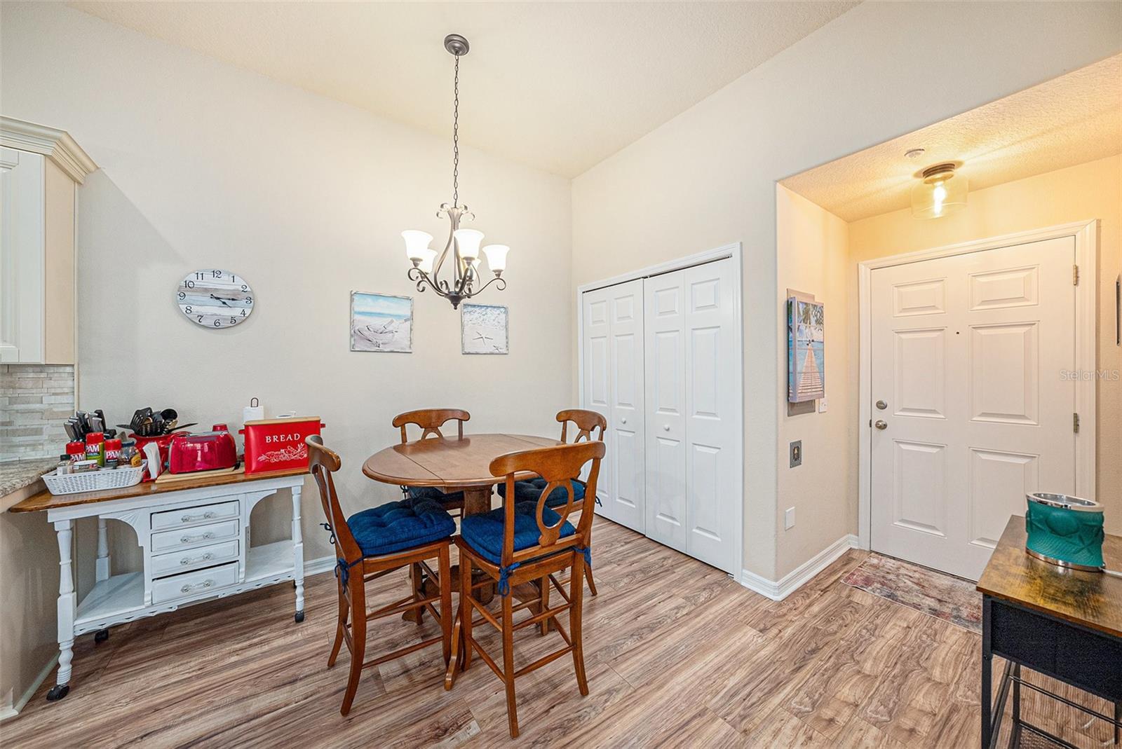 Image 7 of 29 For 5065 Royal Palms Way 303