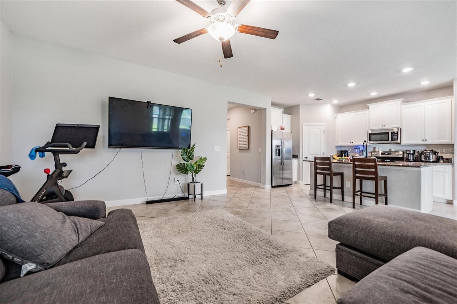 Listing photo id 11 for 11315 Chilly Water Court