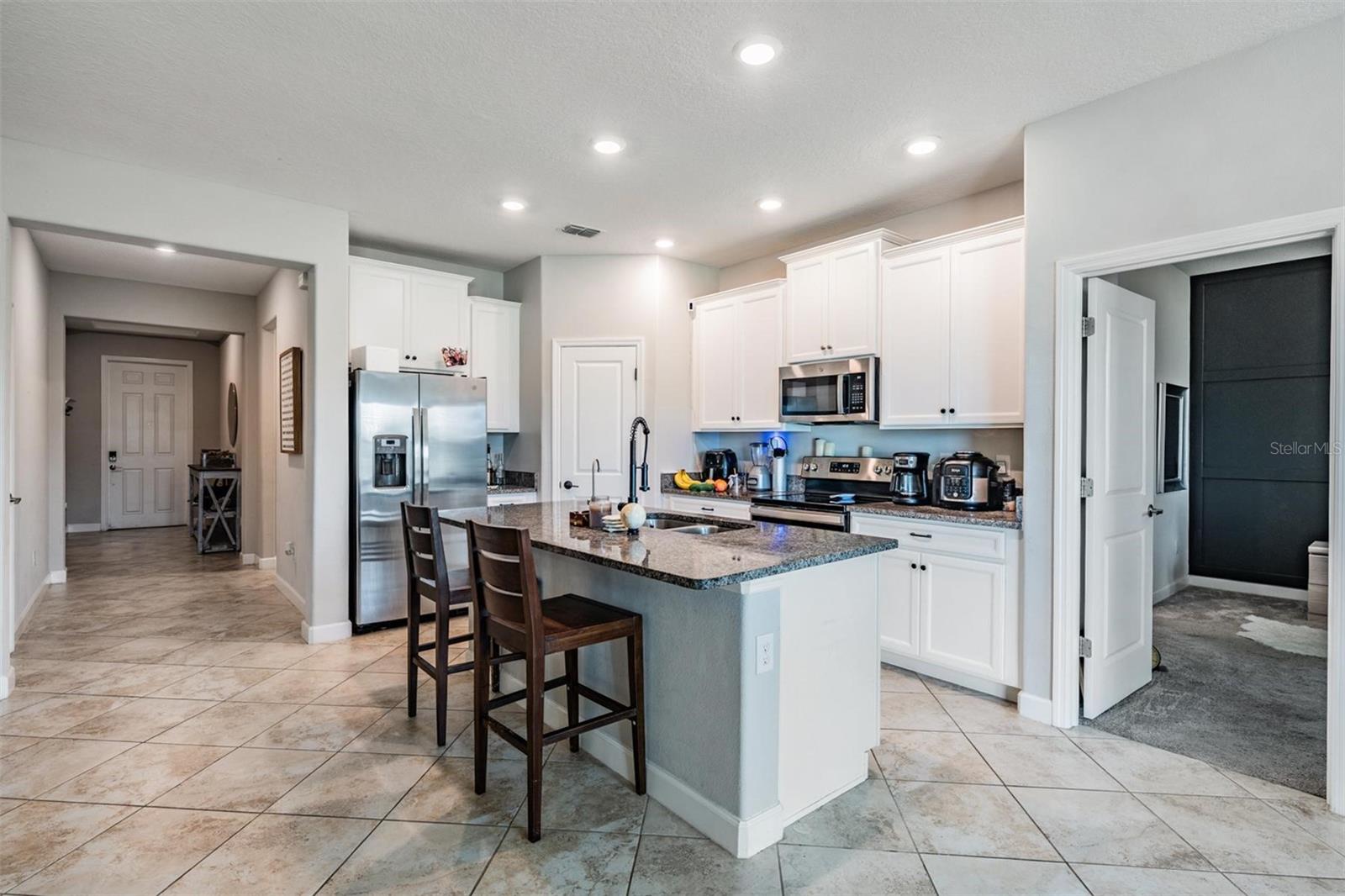 Listing photo id 12 for 11315 Chilly Water Court
