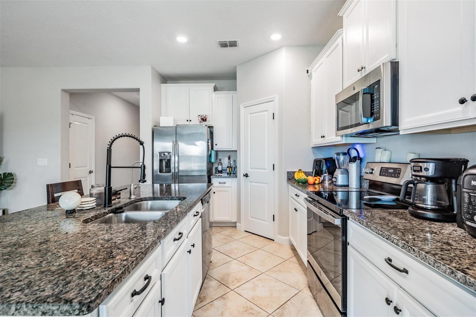 Listing photo id 16 for 11315 Chilly Water Court