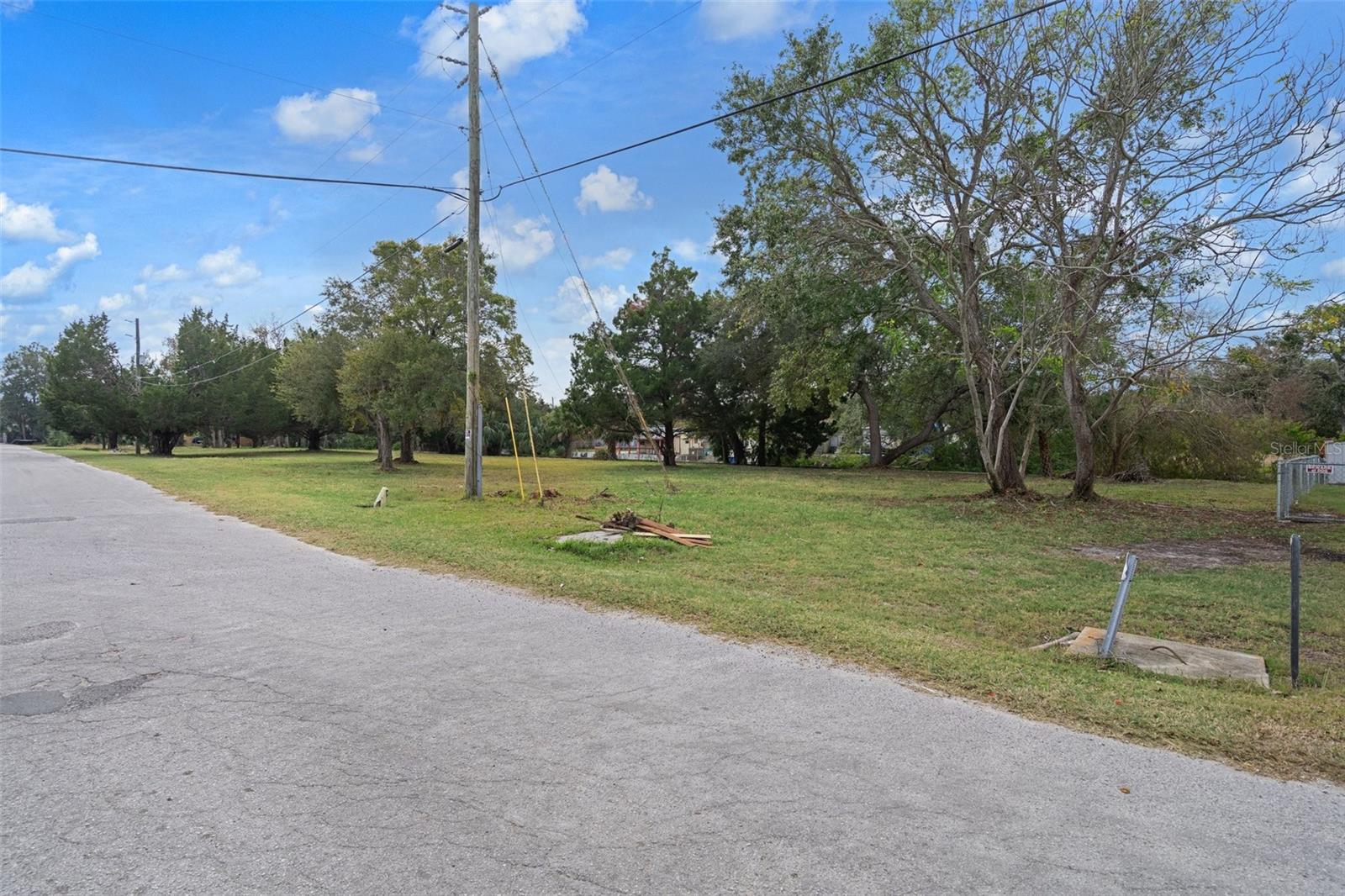 Listing photo id 12 for Lots 19-28 Marina Drive