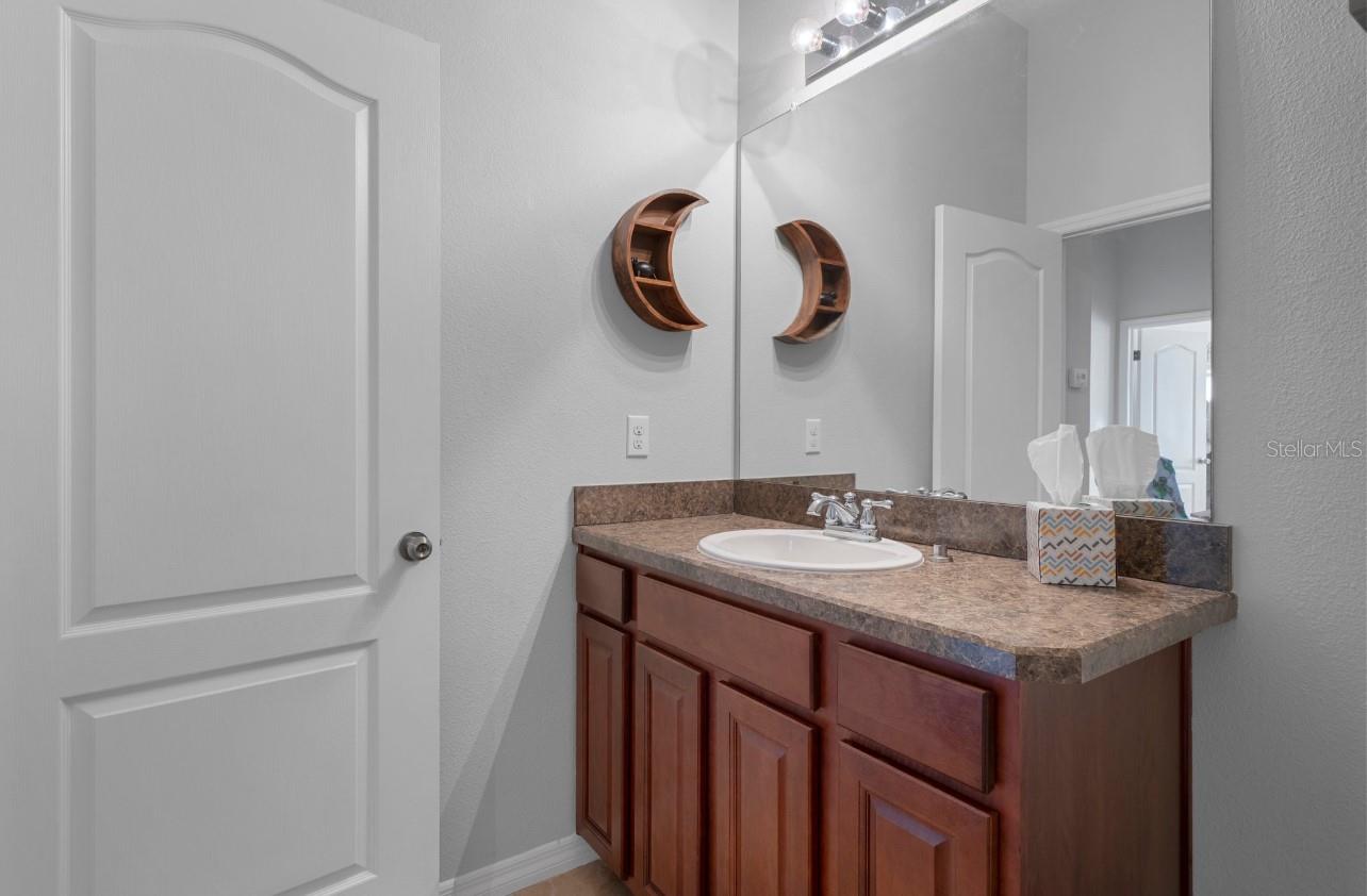 Image 12 of 27 For 7535 Red Mill Circle