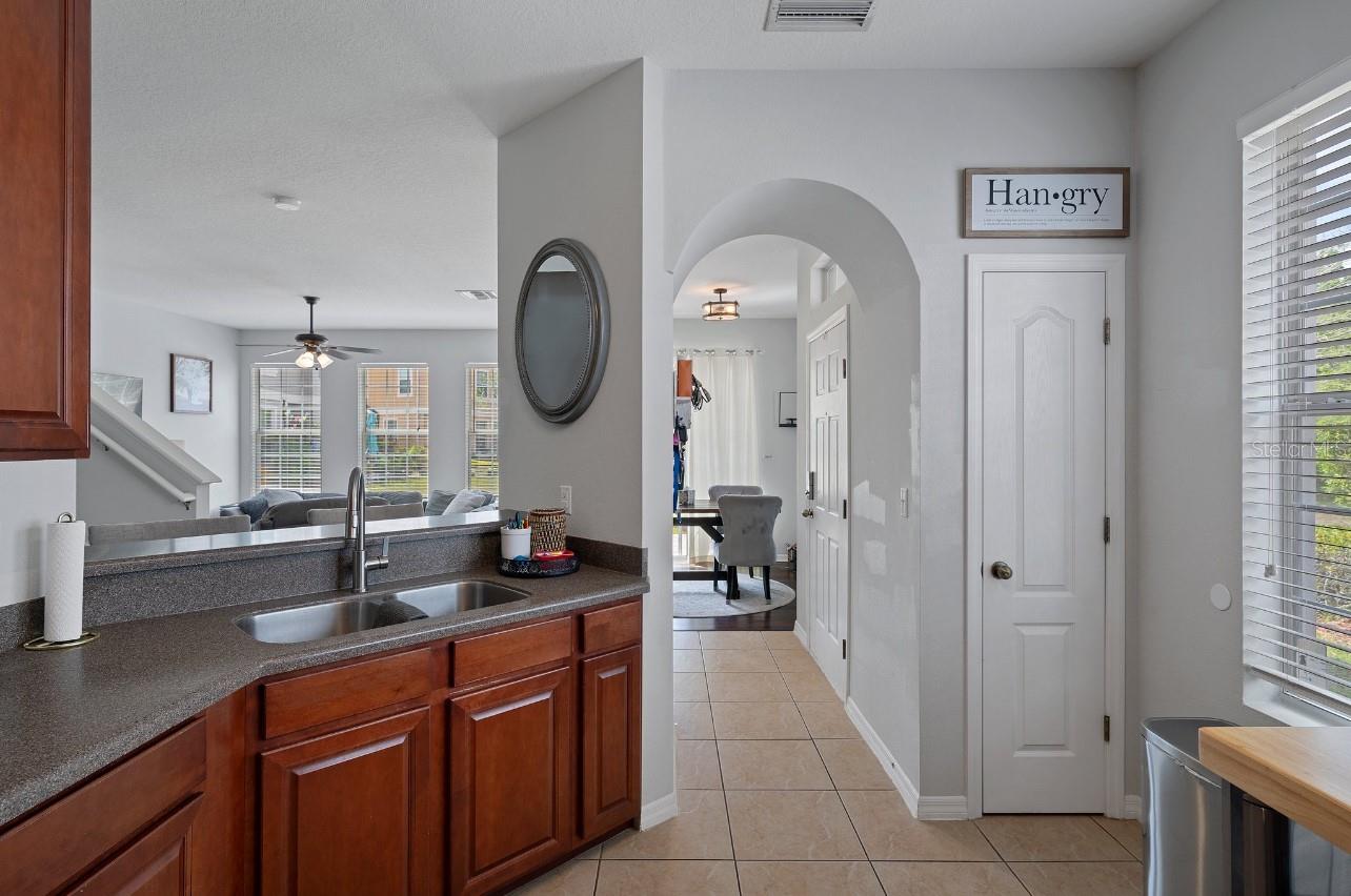 Image 4 of 27 For 7535 Red Mill Circle