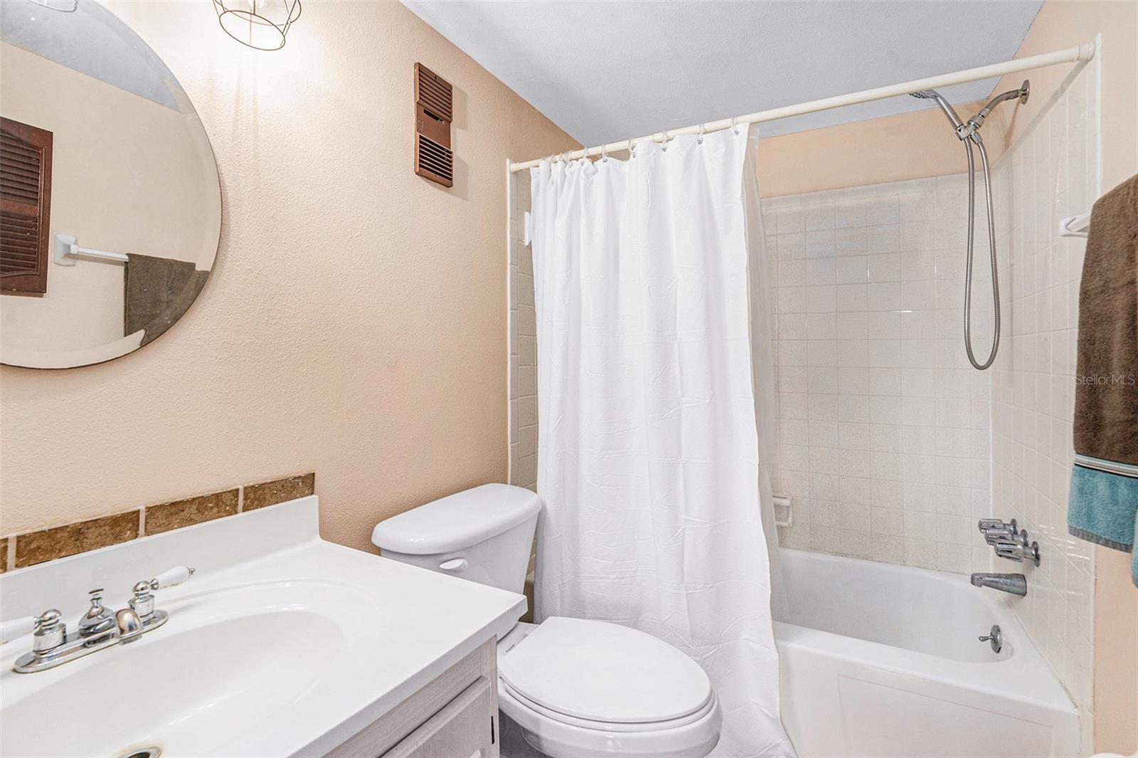 Image 10 of 24 For 801 83rd Avenue N 316