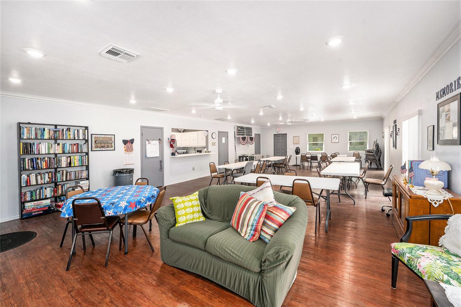 Image 15 of 24 For 801 83rd Avenue N 316