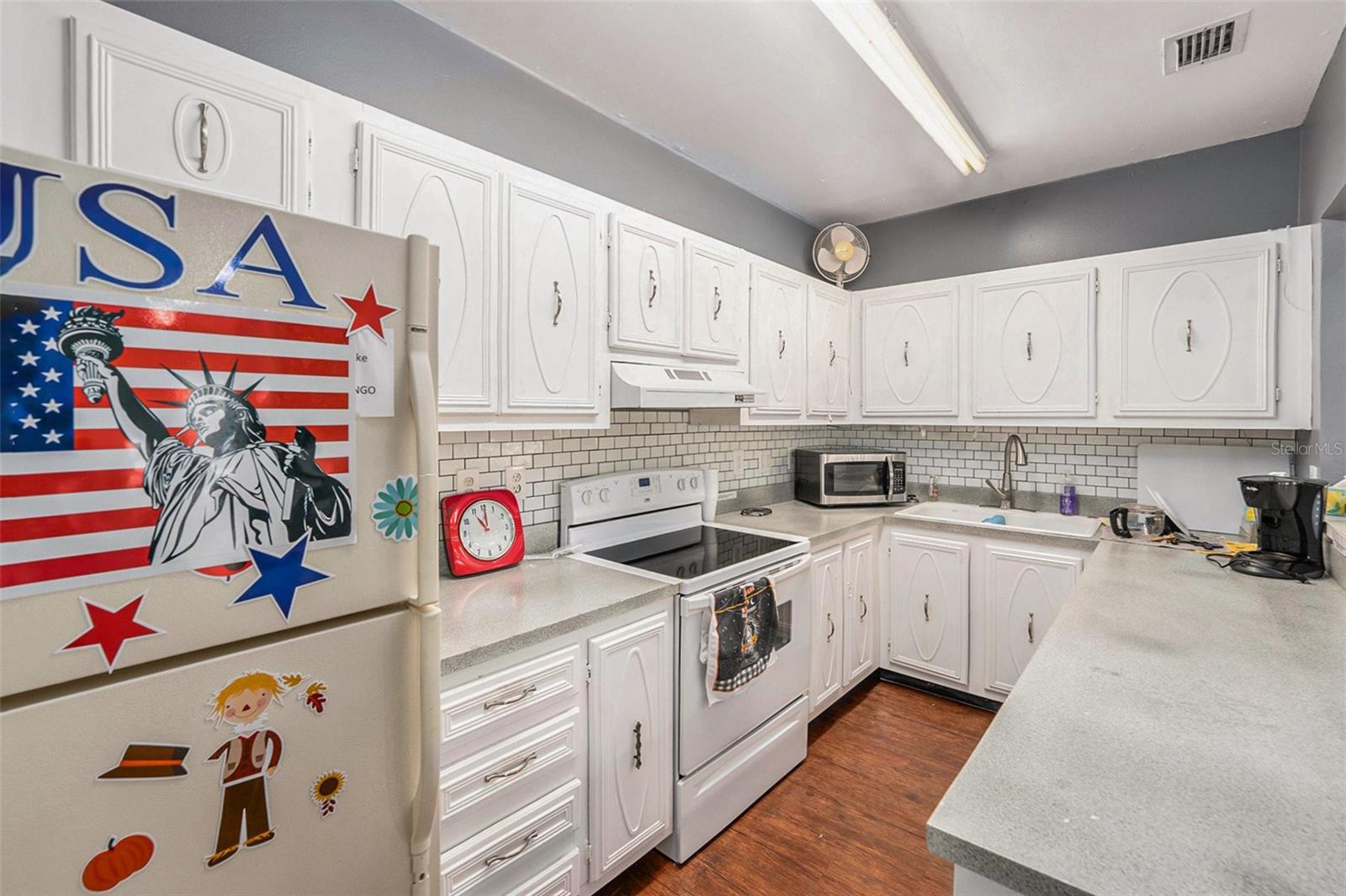 Image 17 of 24 For 801 83rd Avenue N 316