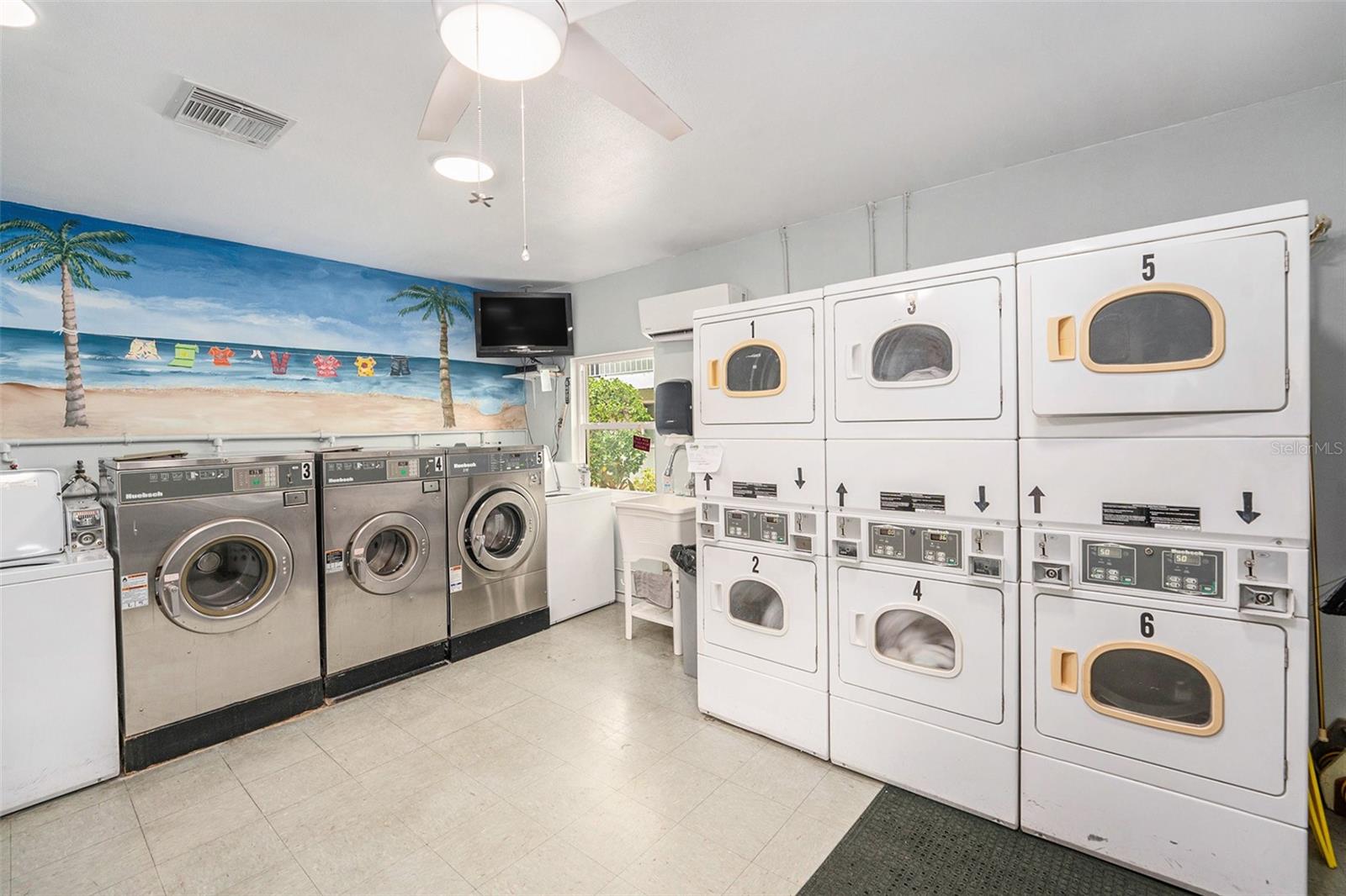 Image 18 of 24 For 801 83rd Avenue N 316