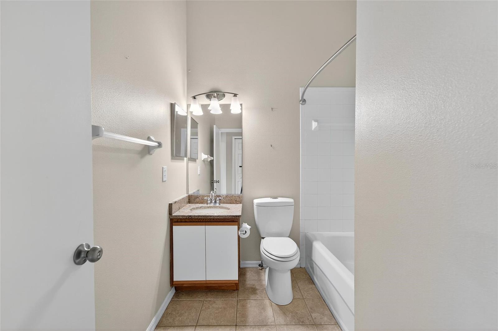 Image 22 of 35 For 1415 Sedgwick Drive