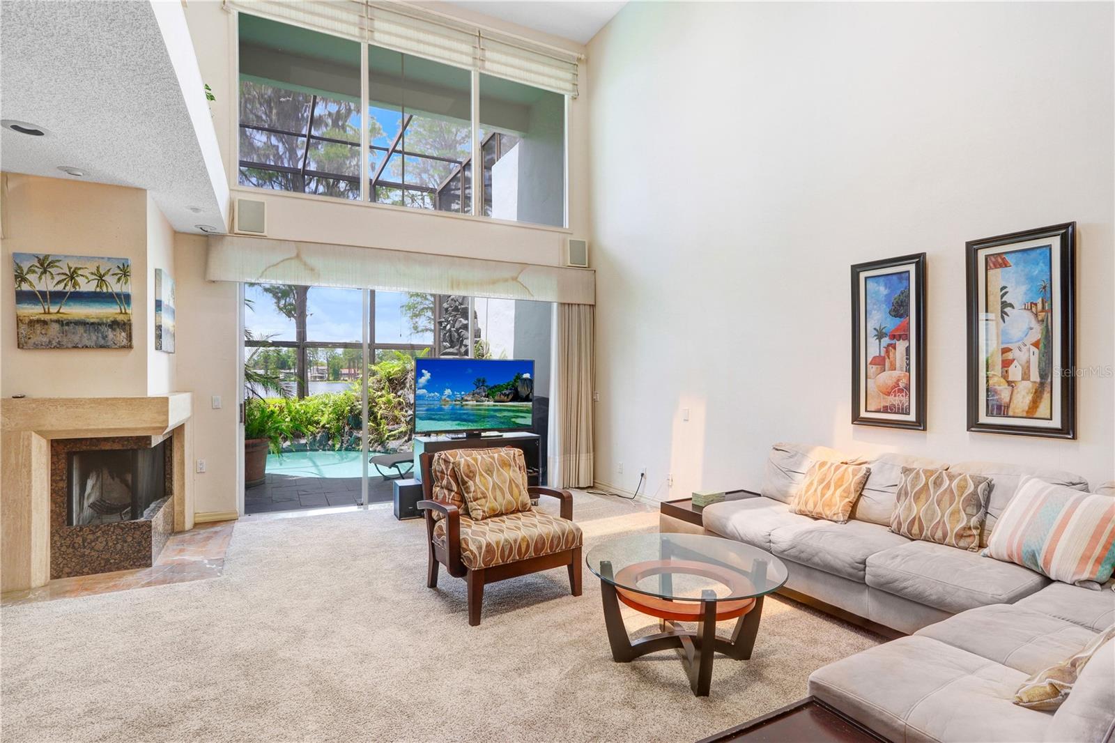 Listing photo id 22 for 3145 Lake Ellen Drive 3145