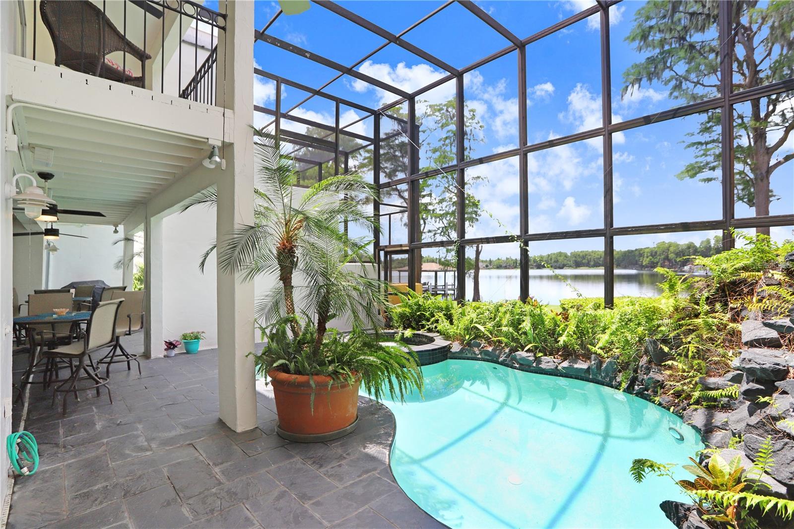 Listing photo id 30 for 3145 Lake Ellen Drive 3145