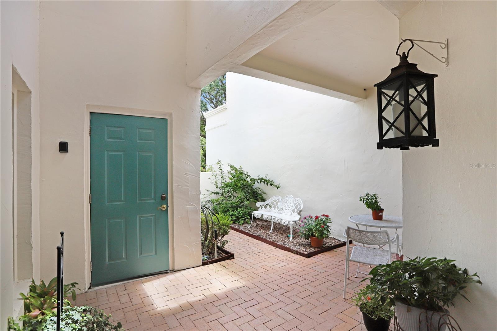 Listing photo id 34 for 3145 Lake Ellen Drive 3145