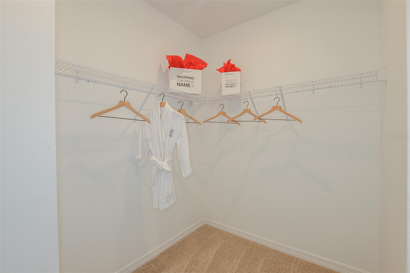 Image 12 of 27 For 13548 Tropical Breeze Way
