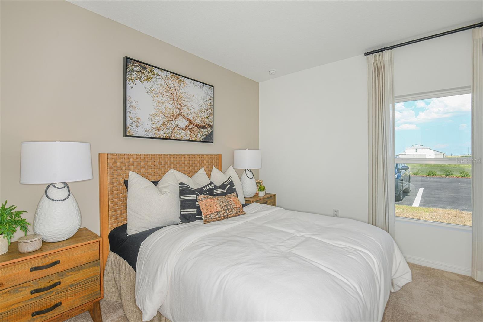 Image 19 of 27 For 13548 Tropical Breeze Way