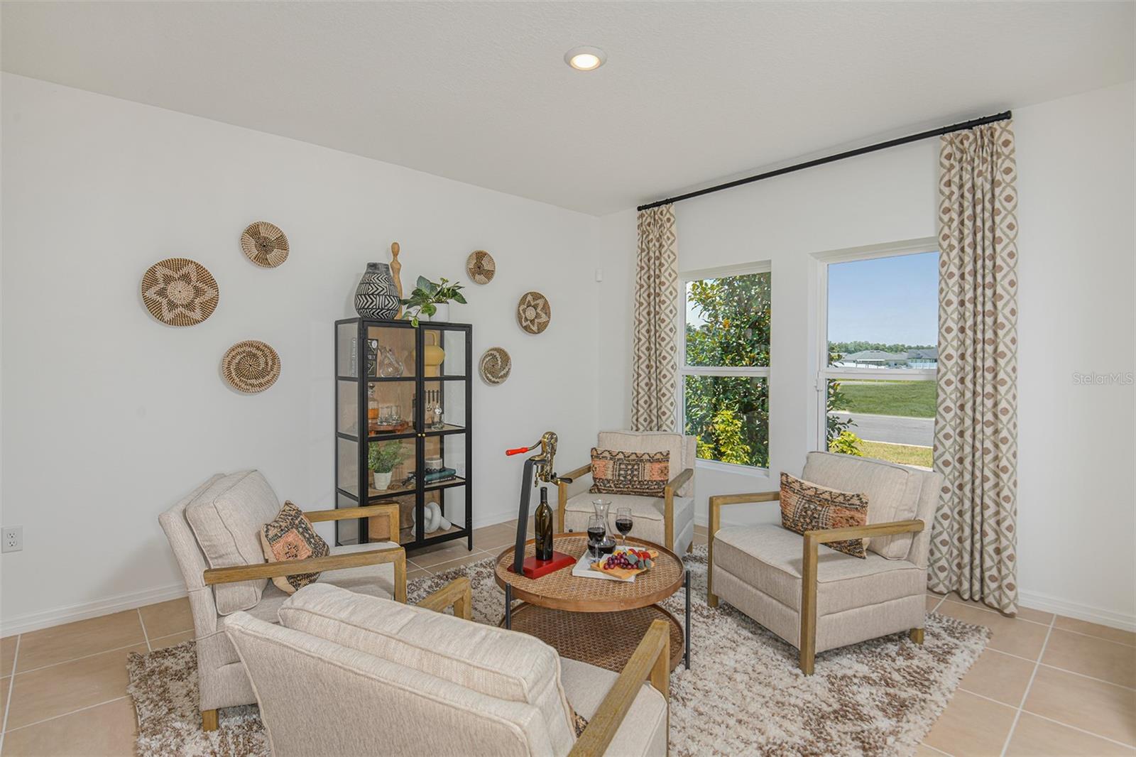 Image 5 of 27 For 13548 Tropical Breeze Way