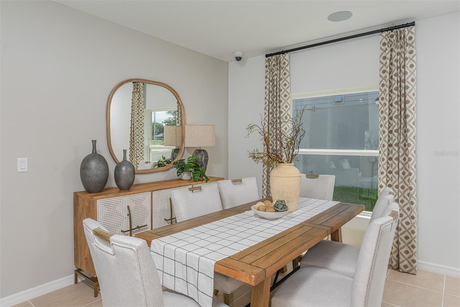Image 7 of 27 For 13548 Tropical Breeze Way