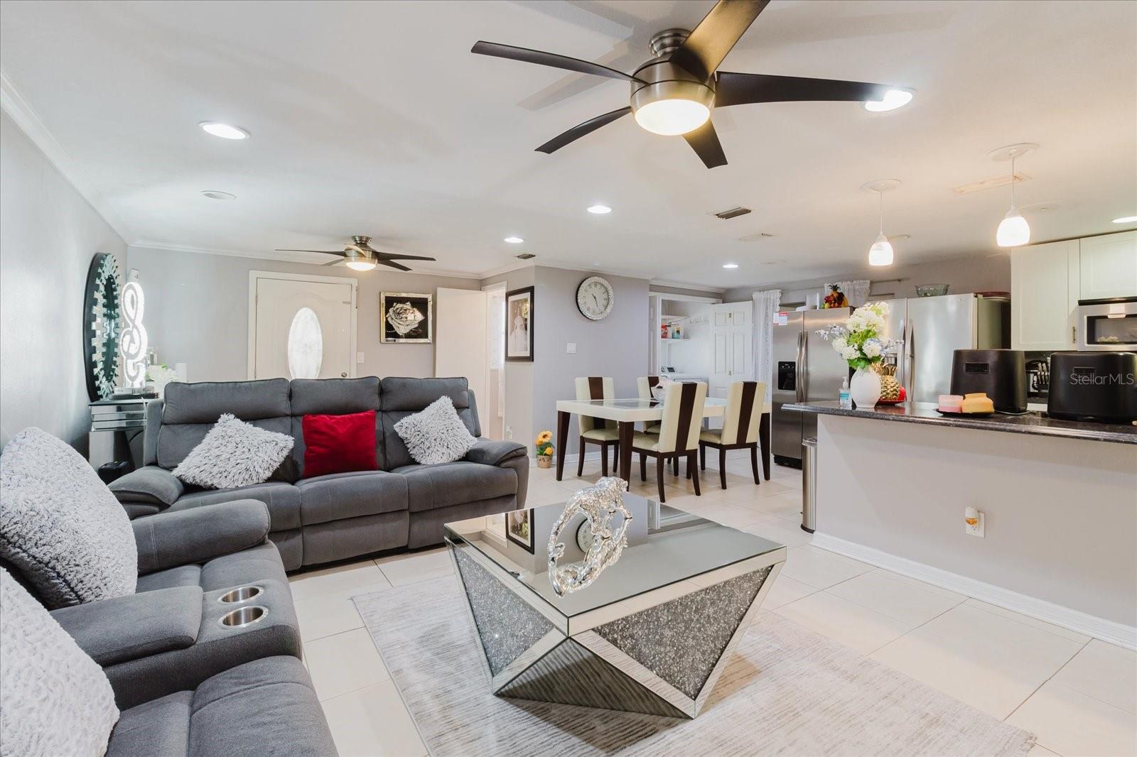 Image 4 of 63 For 5601 Golden Drive