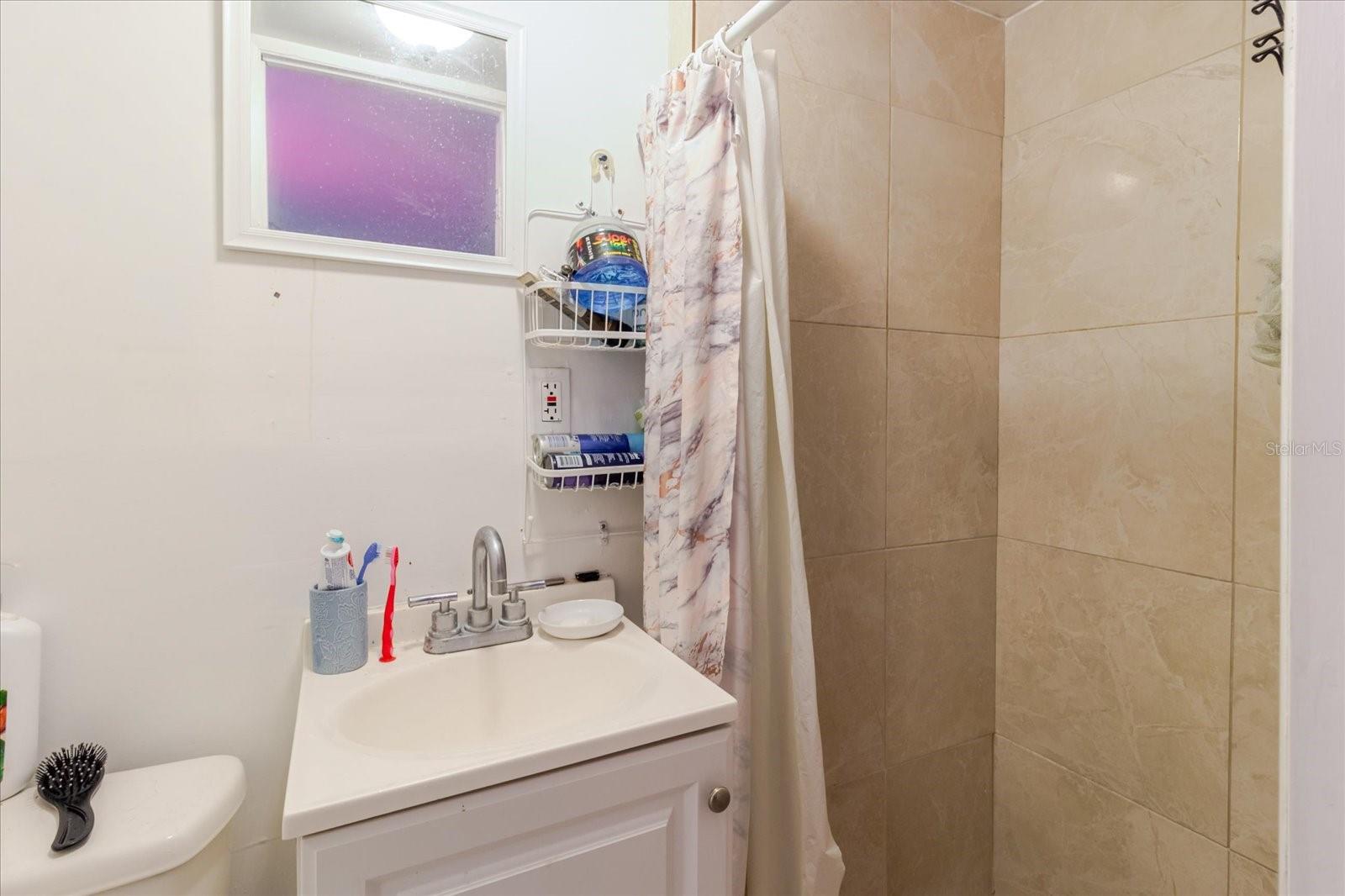 Image 46 of 63 For 5601 Golden Drive