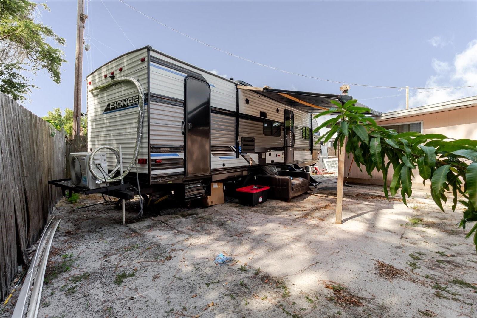 Image 56 of 63 For 5601 Golden Drive
