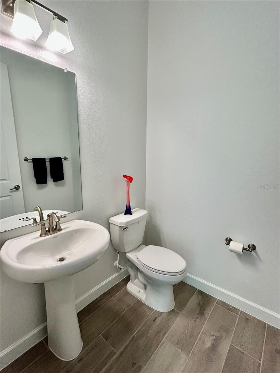 Listing photo id 9 for 10864 Banyan Breeze Boulevard