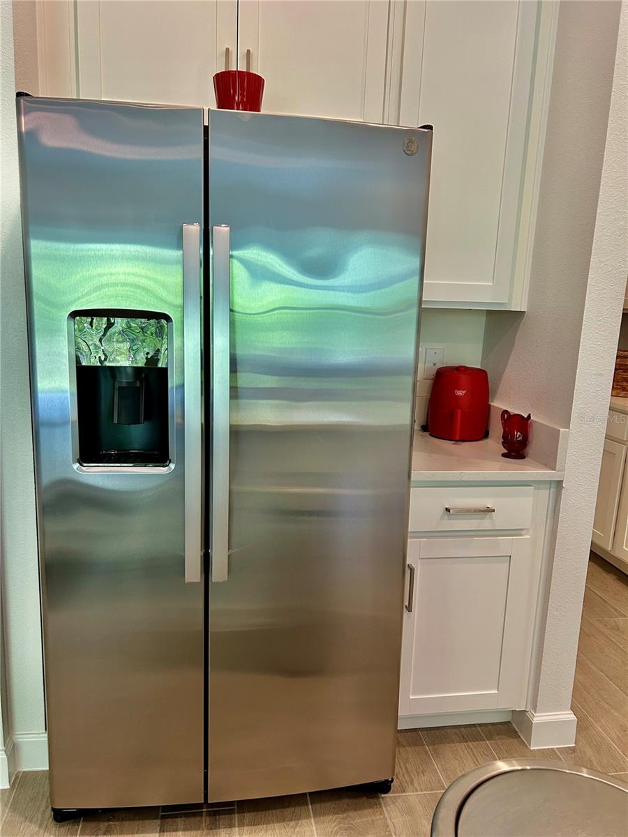 Listing photo id 15 for 10864 Banyan Breeze Boulevard