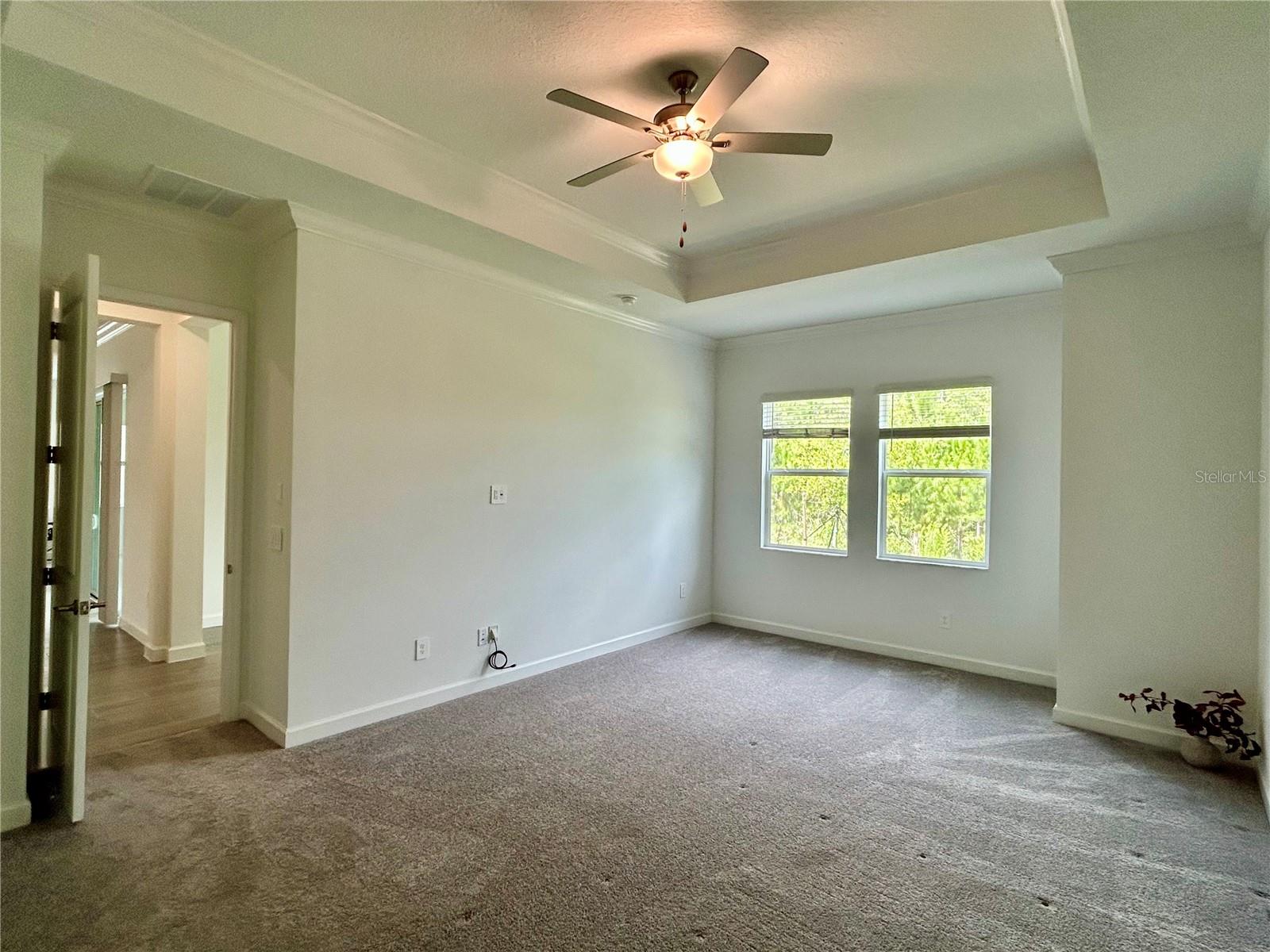Listing photo id 18 for 10864 Banyan Breeze Boulevard
