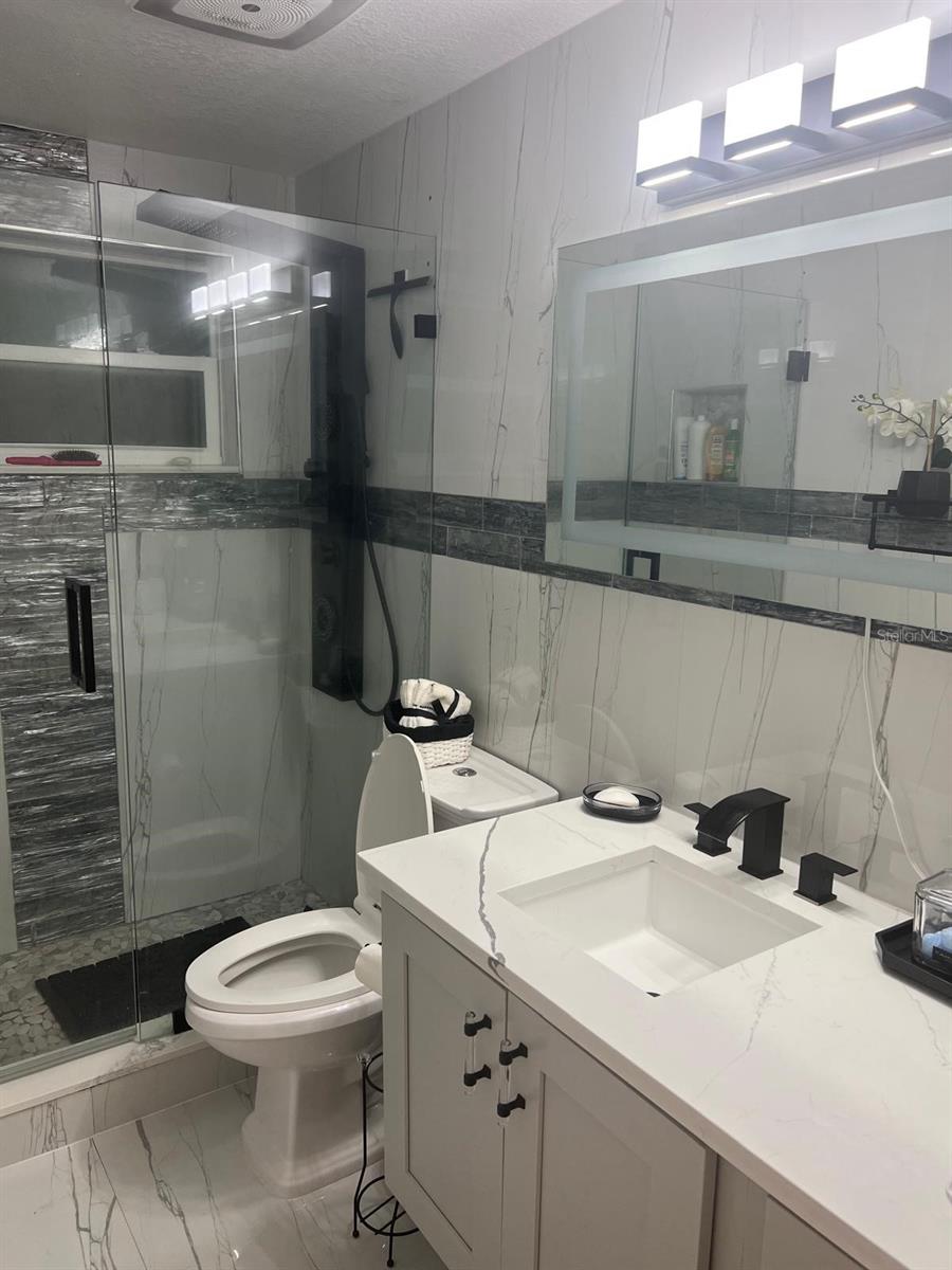 Image 13 of 13 For 9161 56 Th  