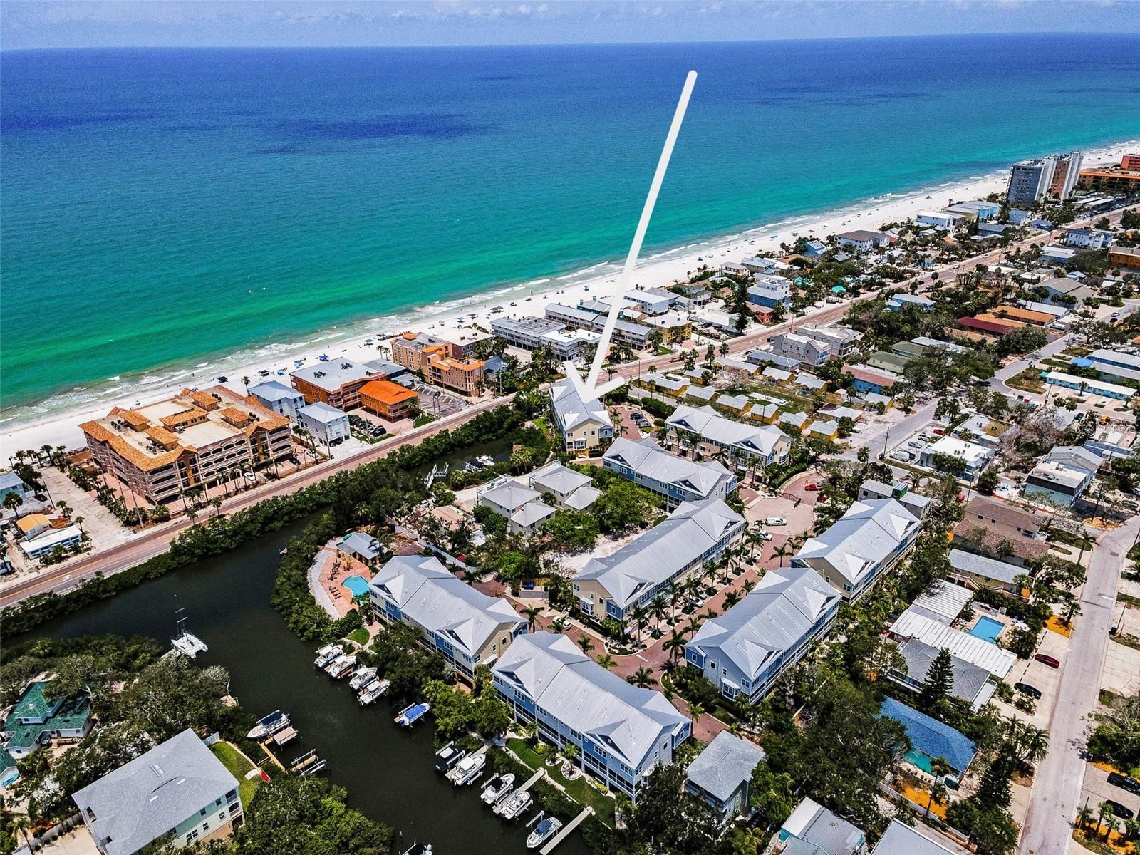 Image 12 of 79 For 208 Haven Beach Court