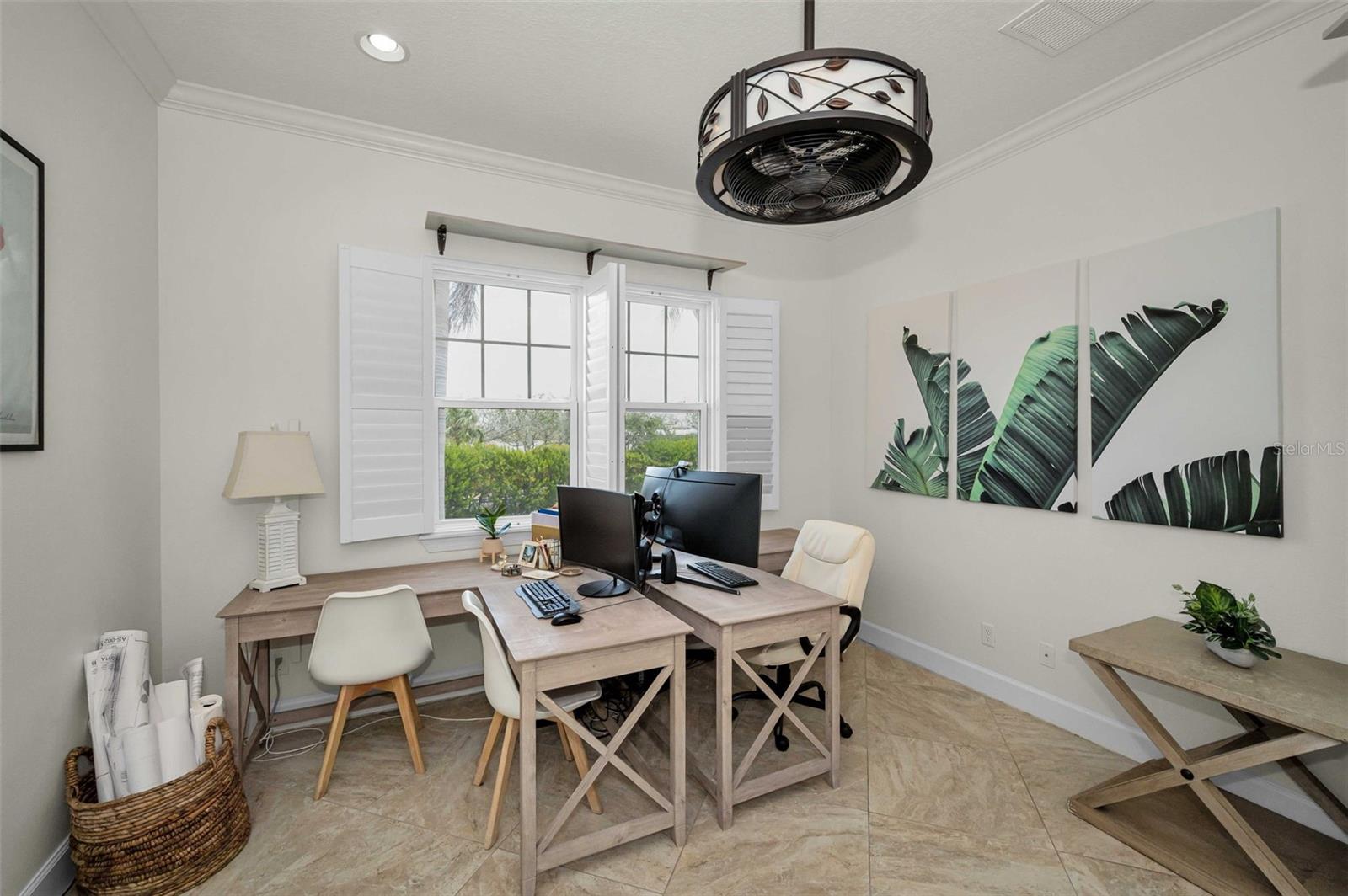 Image 37 of 79 For 208 Haven Beach Court