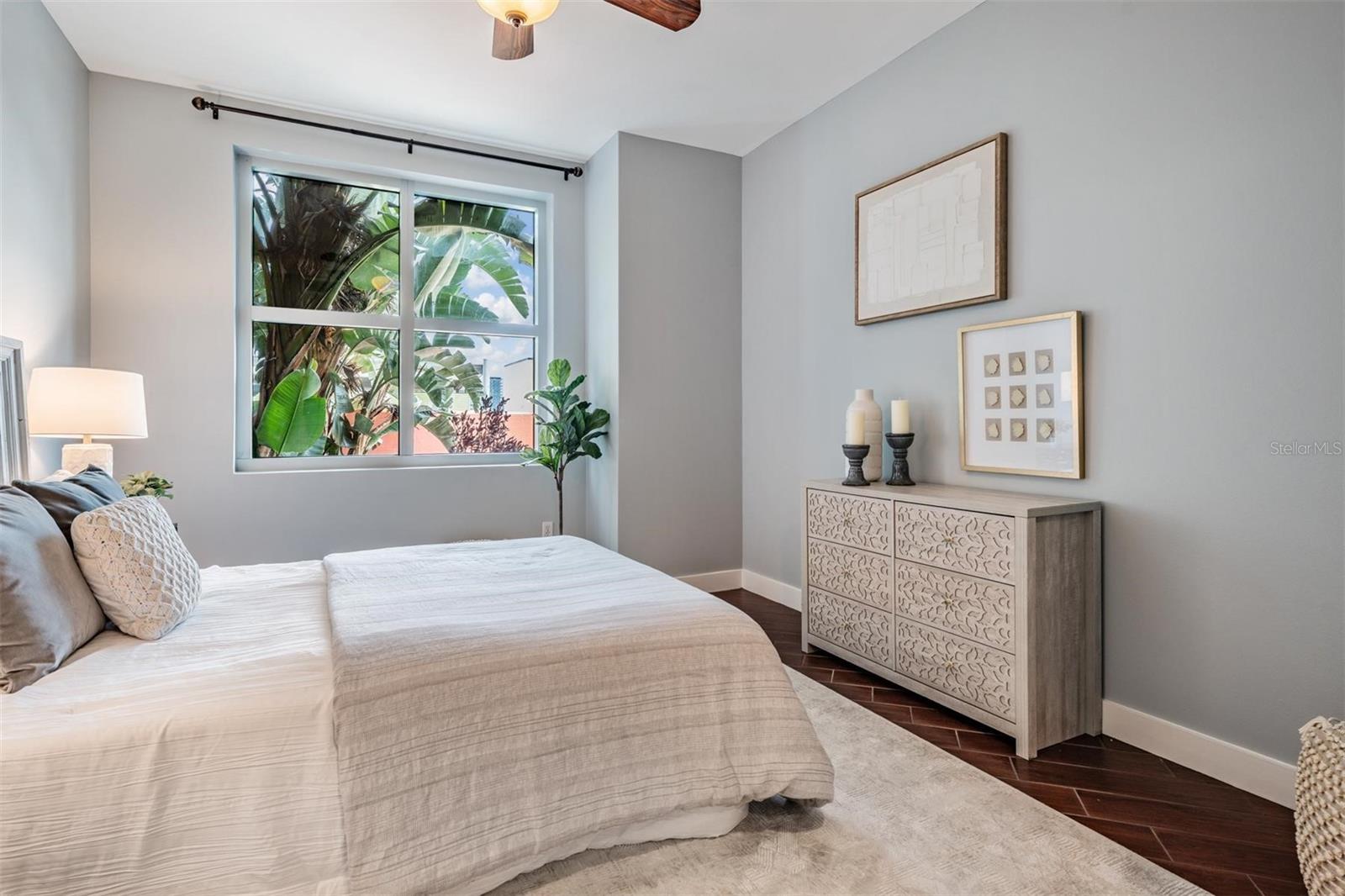 Image 18 of 55 For 1120 Kennedy Boulevard 912