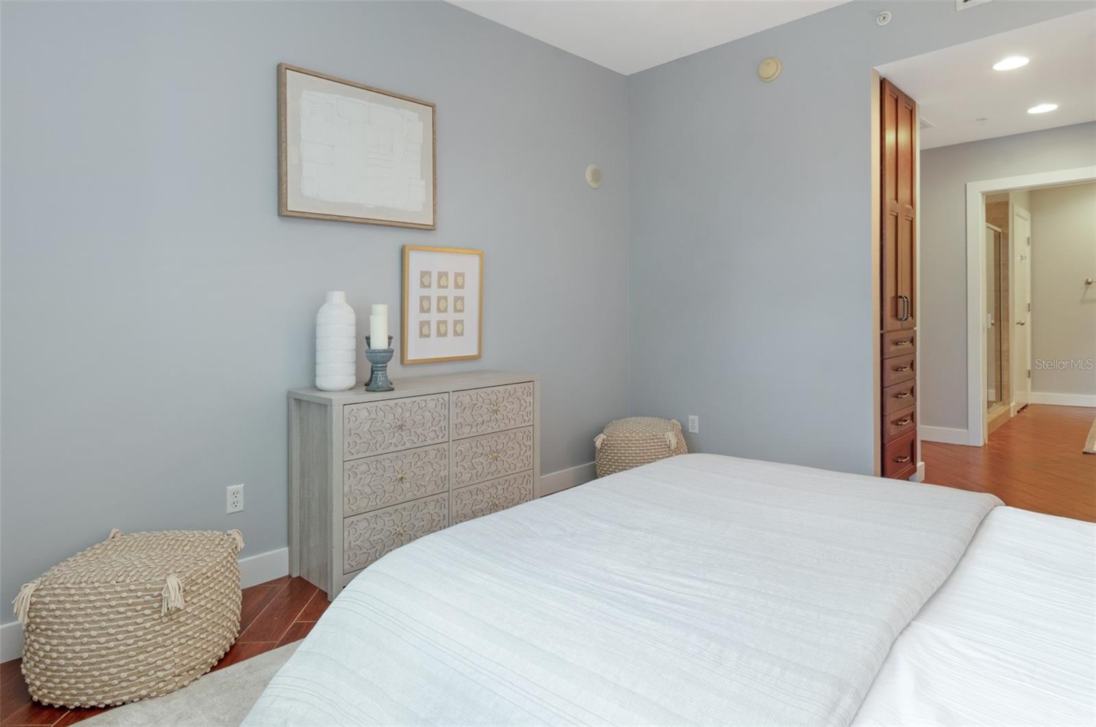 Image 19 of 55 For 1120 Kennedy Boulevard 912
