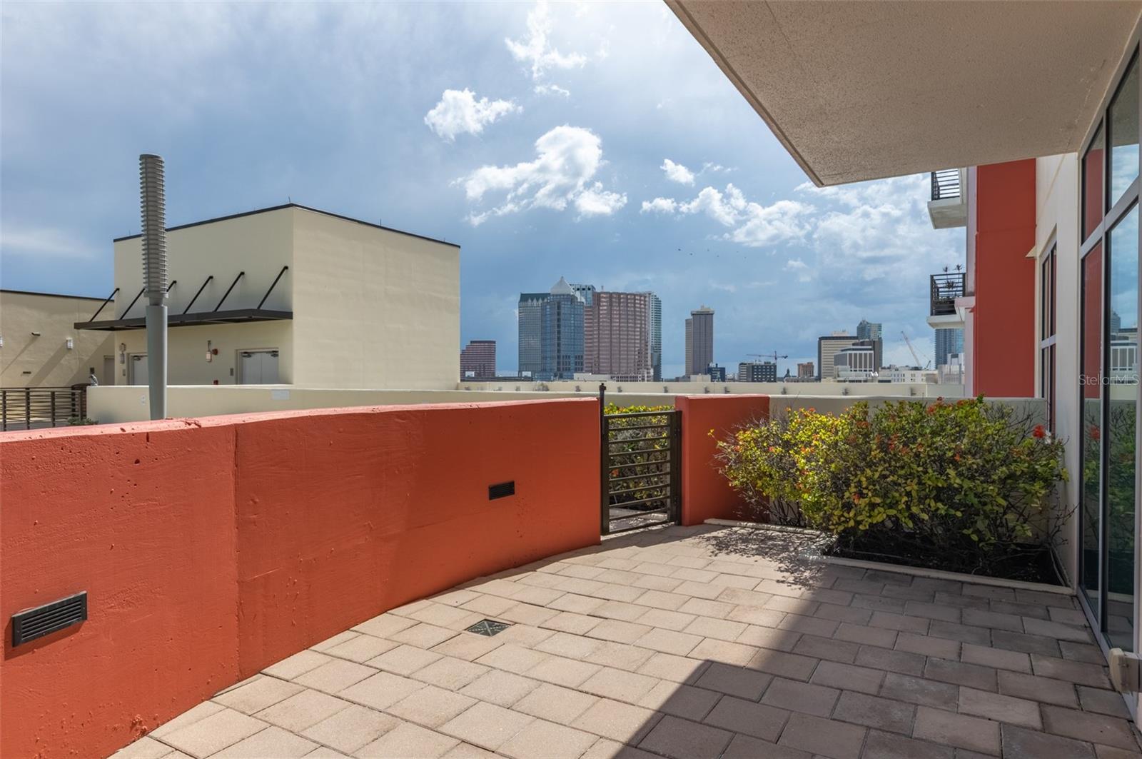 Image 27 of 55 For 1120 Kennedy Boulevard 912