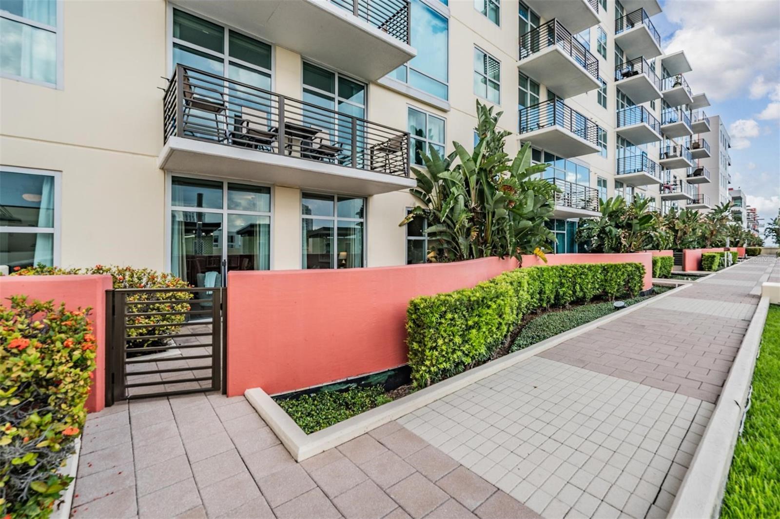 Image 29 of 55 For 1120 Kennedy Boulevard 912