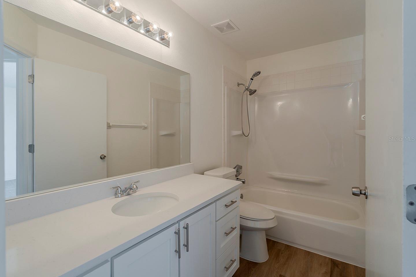 Image 14 of 19 For 4444 Withrowwood Court