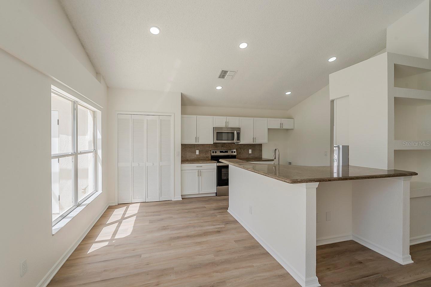 Image 5 of 19 For 4444 Withrowwood Court