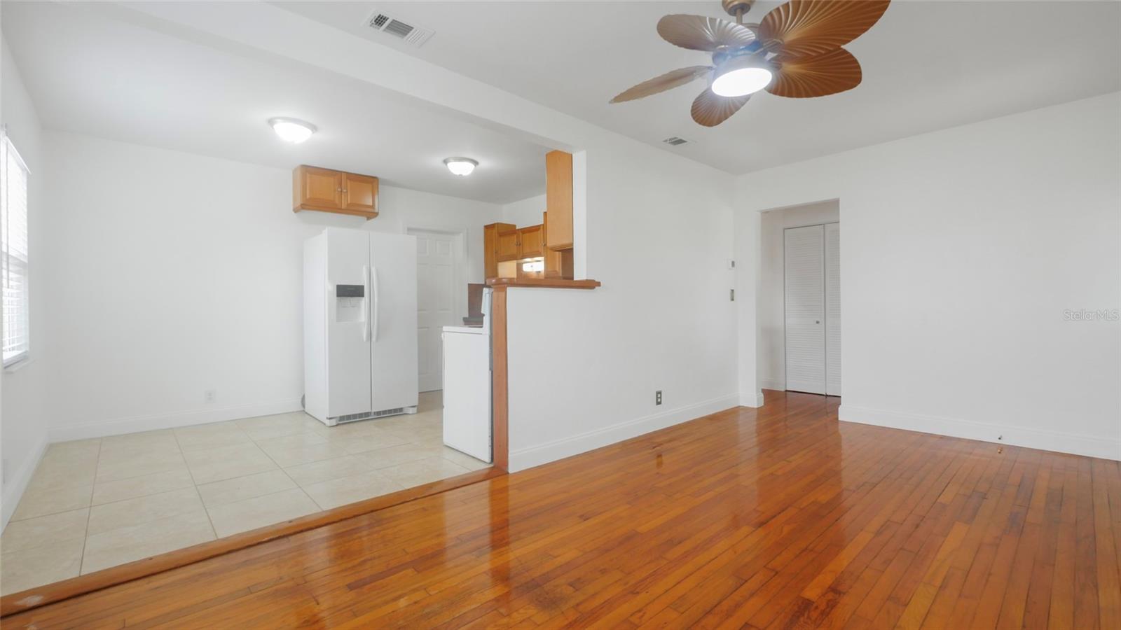 Image 9 of 55 For 5725 18th Avenue S