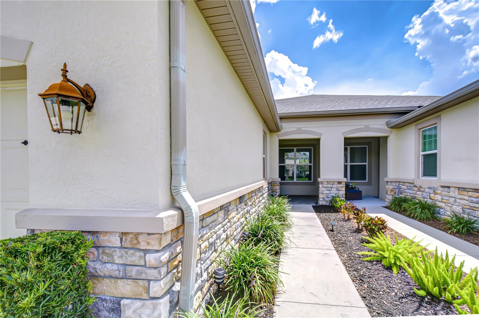 Image 7 of 70 For 11619 Cambium Crown Drive