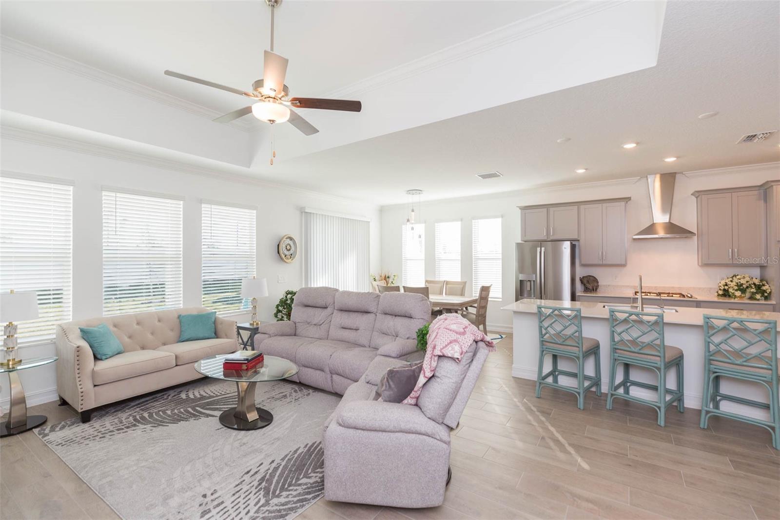 Image 11 of 33 For 11717 74th Circle E