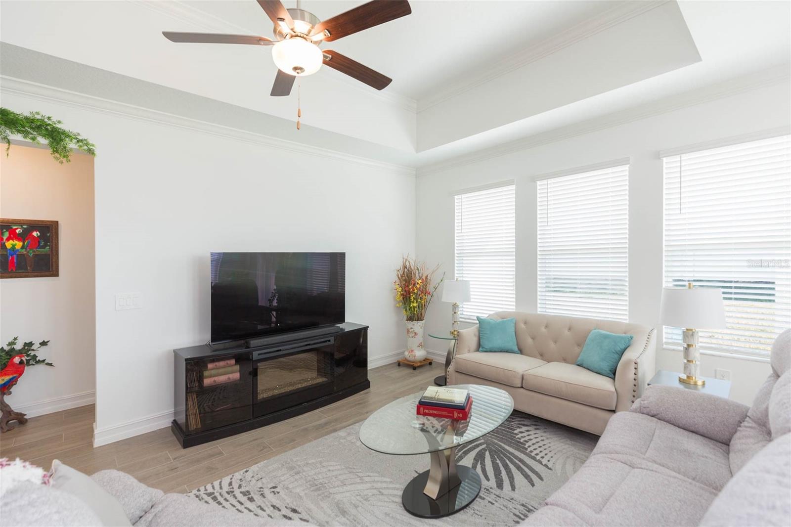 Image 13 of 33 For 11717 74th Circle E