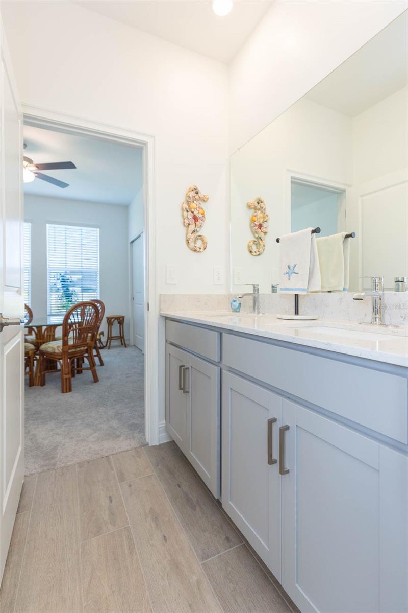 Image 28 of 33 For 11717 74th Circle E