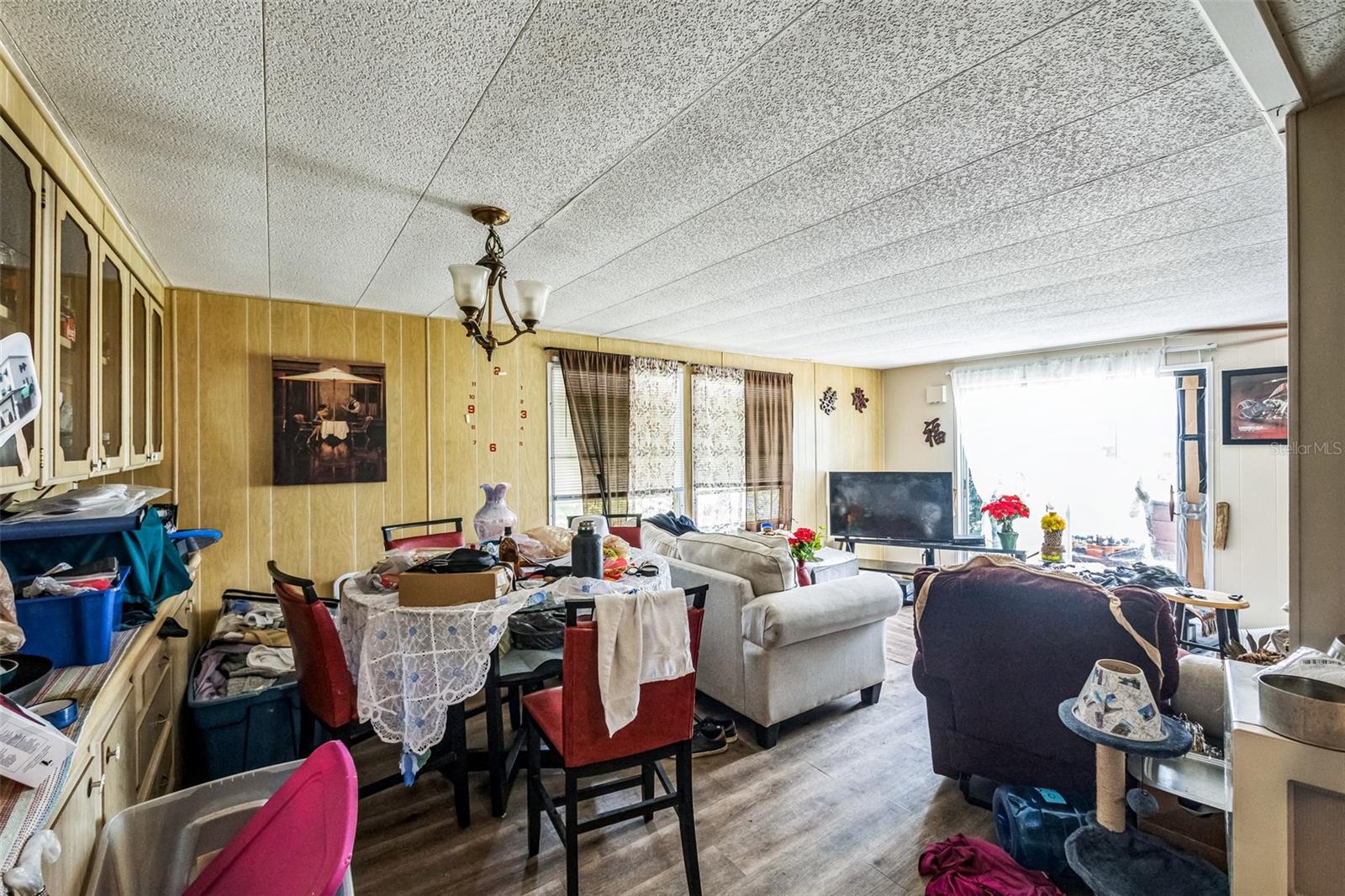 Image 4 of 15 For 2611 Carpenter Place