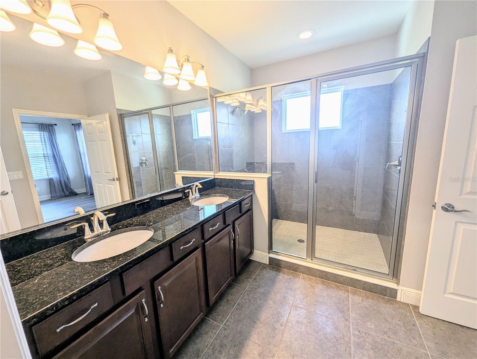 Listing photo id 16 for 32599 Natural Bridge Road
