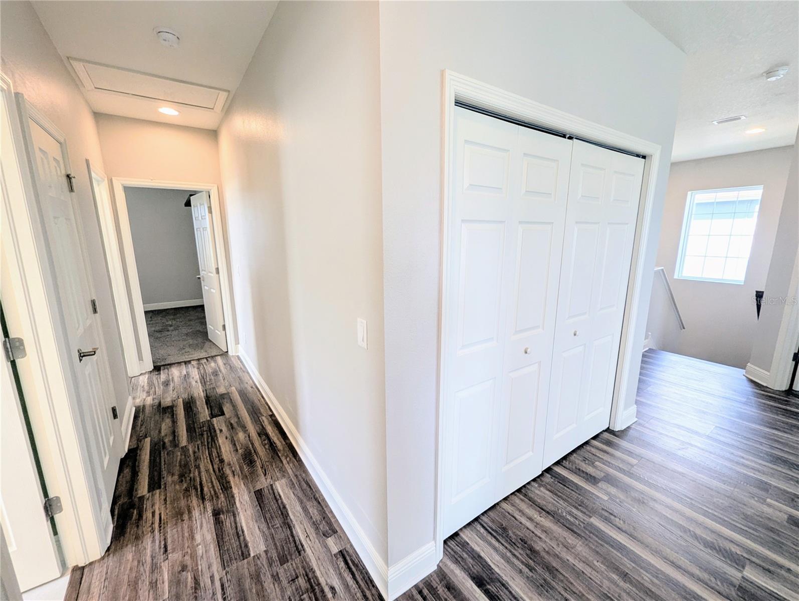 Listing photo id 27 for 32599 Natural Bridge Road