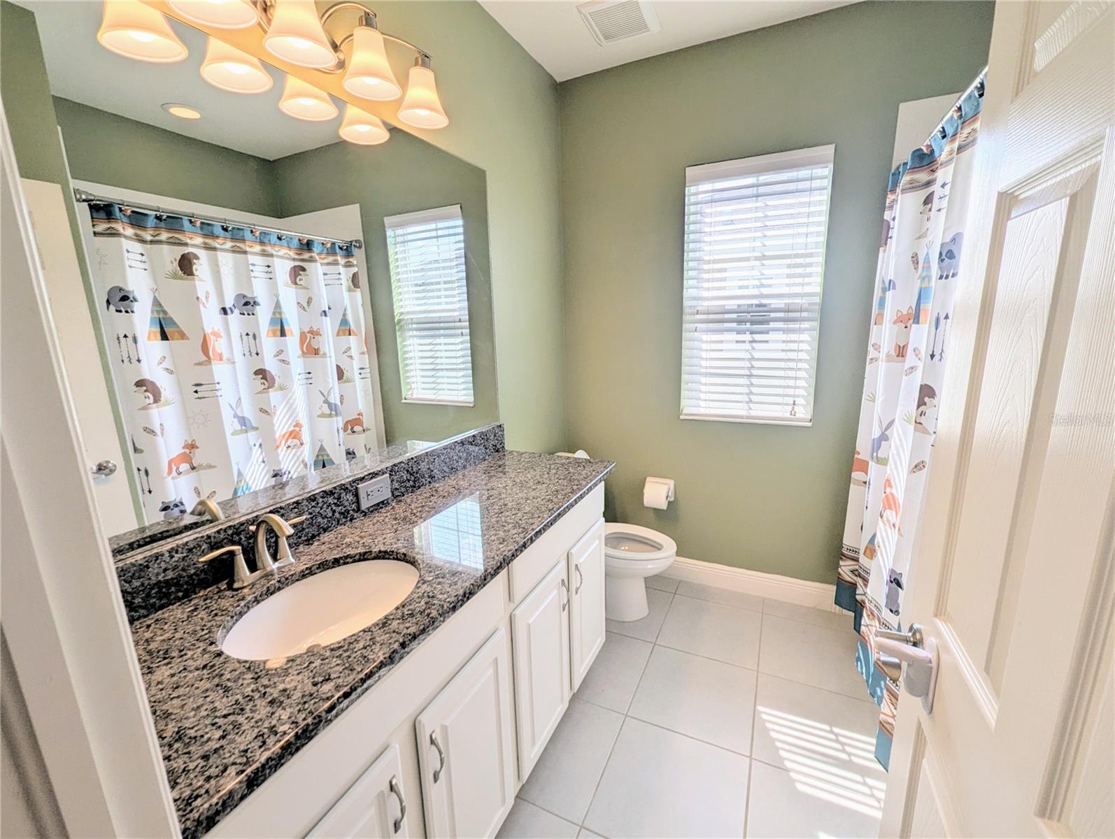 Listing photo id 28 for 32599 Natural Bridge Road