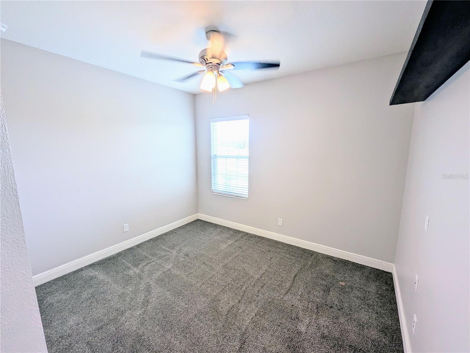 Listing photo id 30 for 32599 Natural Bridge Road