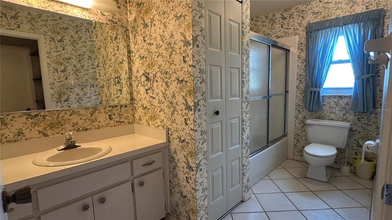 Image 11 of 20 For 205 Strong Bow Court