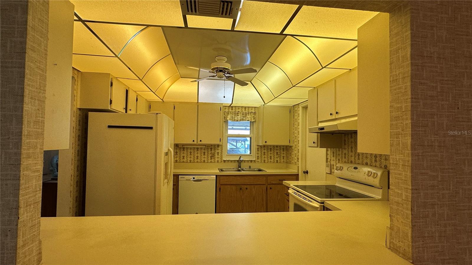 Image 13 of 20 For 205 Strong Bow Court