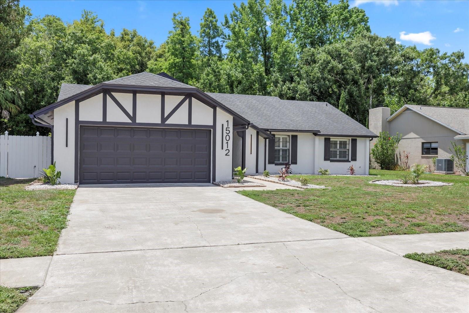 Image 9 of 42 For 15012 Winterwind Drive